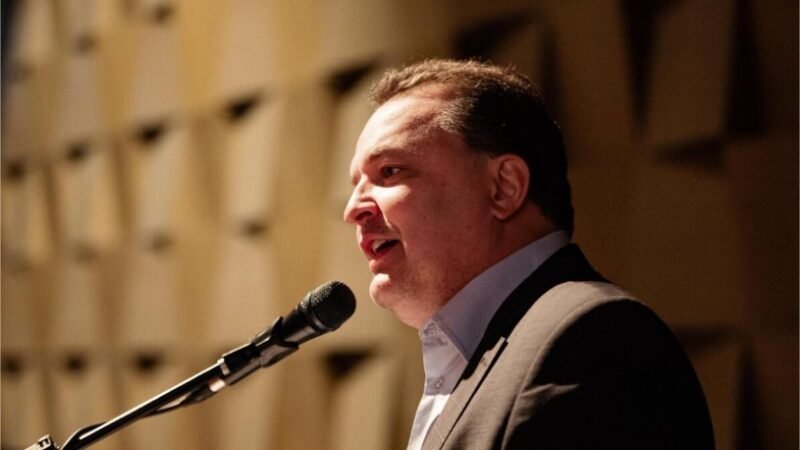 Somos do povo, para o povo, não uma casta privilegiada