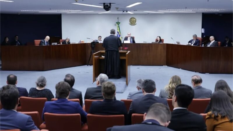 Análise: Defesas cumprem protocolo, mas acionam modo “redução de danos”