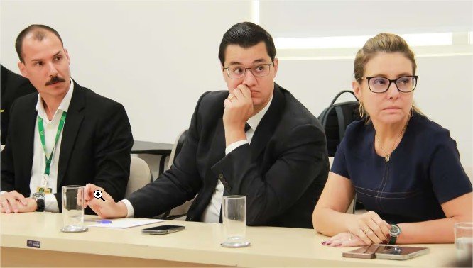 Prefeita mantém contrato, mas cobra melhorias nos serviços e quer negociar dívida de R$ 21 milhões