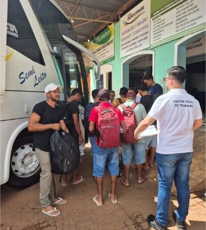 Grupo Móvel e SRTE/MT concluem o maior resgate de tráfico de pessoas para trabalho análogo ao de escravo do ano