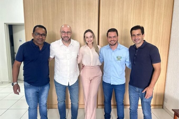 Fabio e Beto destinam R$ 1 mi para ampliar cirurgias e consultas