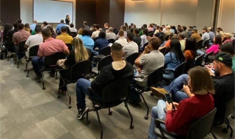 Indea oferece treinamento a médicos veterinários interessados em atuar em eventos agropecuários