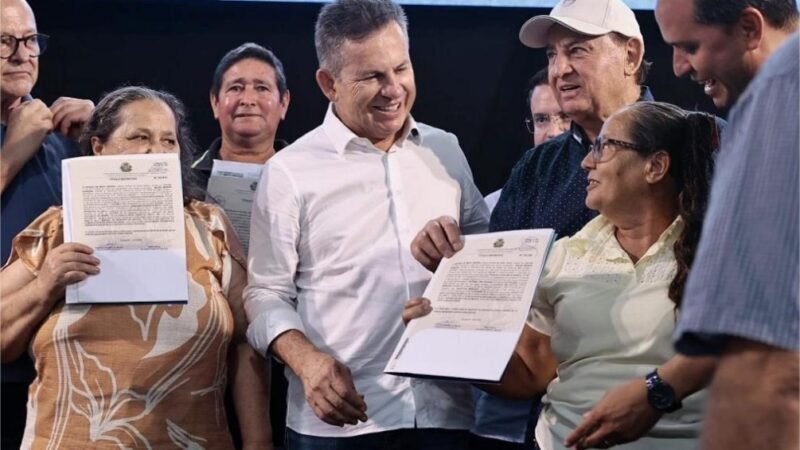 Governo de MT anuncia mais R$ 32 milhões e entrega 354 escrituras para Nova Canaã do Norte