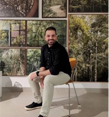 “Faces e Forças de Sinop”: Exposição fotográfica celebra a identidade e as histórias de moradores da cidade