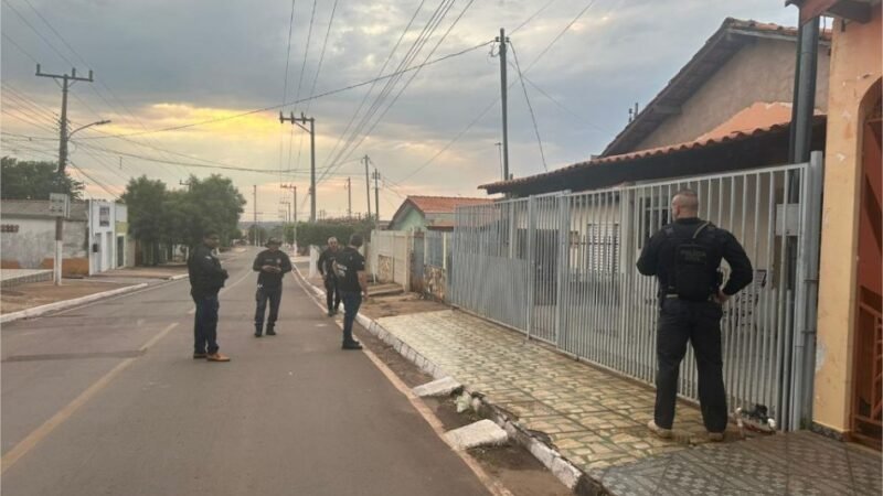 Polícia Civil cumpre 28 ordens judiciais contra integrantes de facção criminosa atuante em Jangada