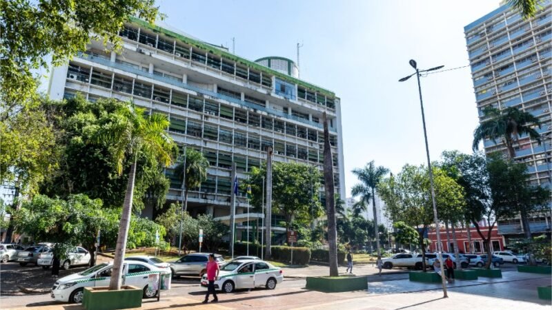 Prefeitura de Cuiabá promove Feira do Idoso Empreendedor na Praça Alencastro
