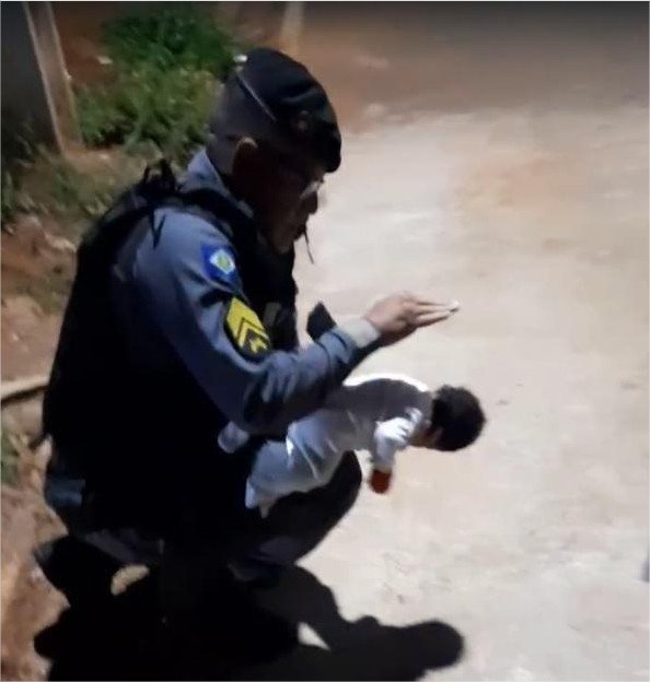 PM salva vida de recém-nascida que se engasgou durante amamentação; 2º caso em menos de uma semana