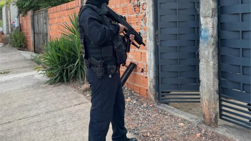 Polícia Civil mira grupo criminoso envolvido com distribuição de drogas em bairros de Cuiabá