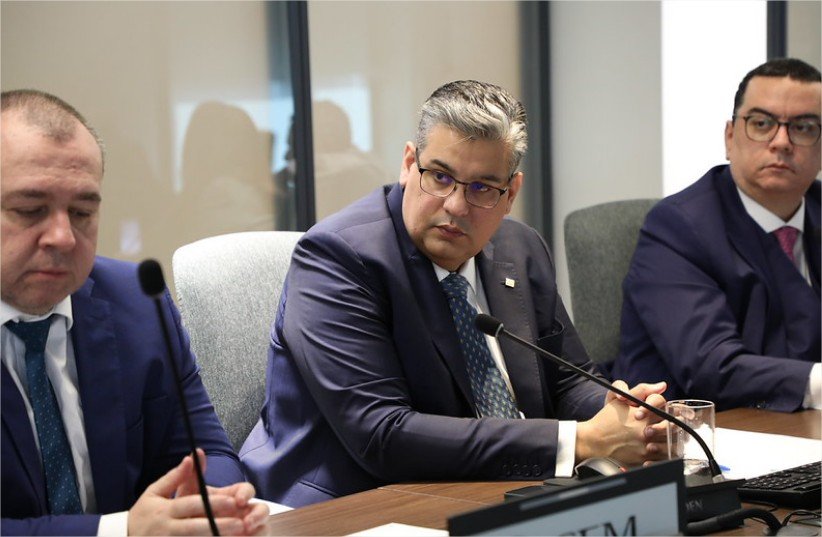 Nova resolução do CFM muda regras da auditoria médica e proíbe glosas de procedimentos já autorizados