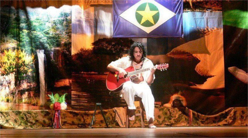 Edmilson Maciel e Cia de Dança Rodinei Barbosa fazem espetáculos beneficentes na UFMT