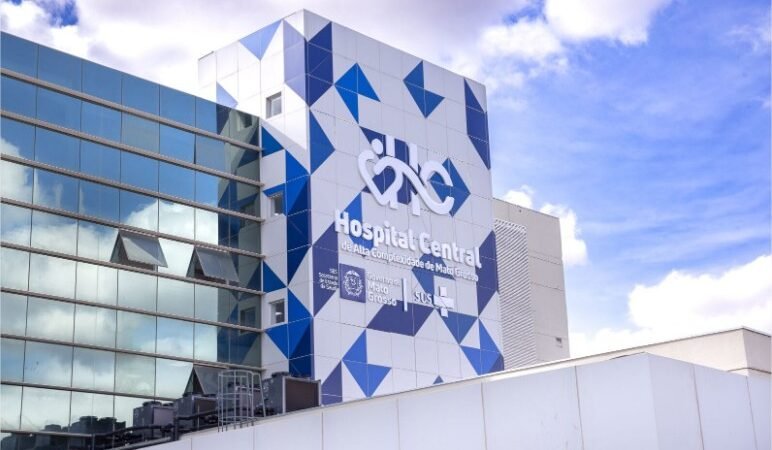 Wilson Santos defende valorização de pioneiros da saúde nas alas do novo Hospital Central