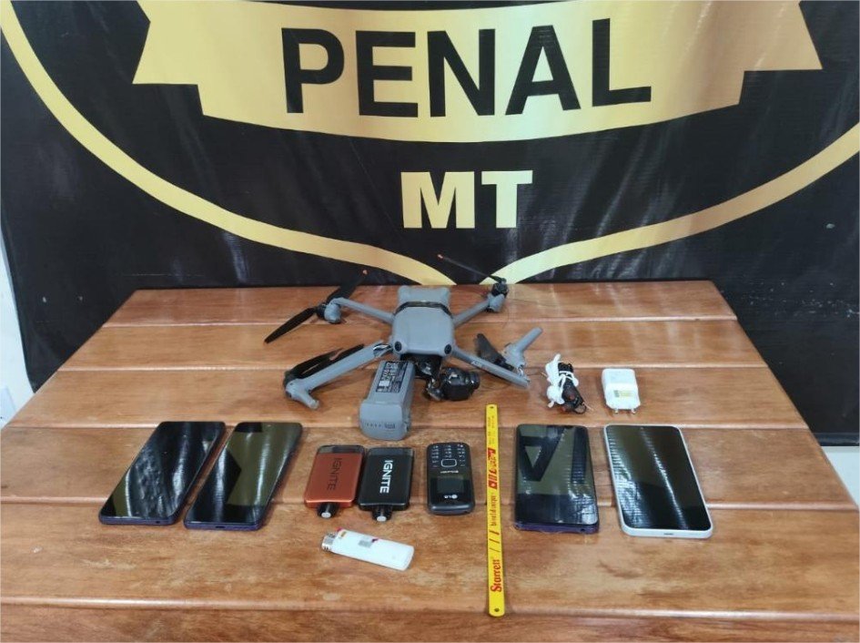 Polícia Penal intercepta drone com carga de telefones e acessórios na penitenciária da Mata Grande