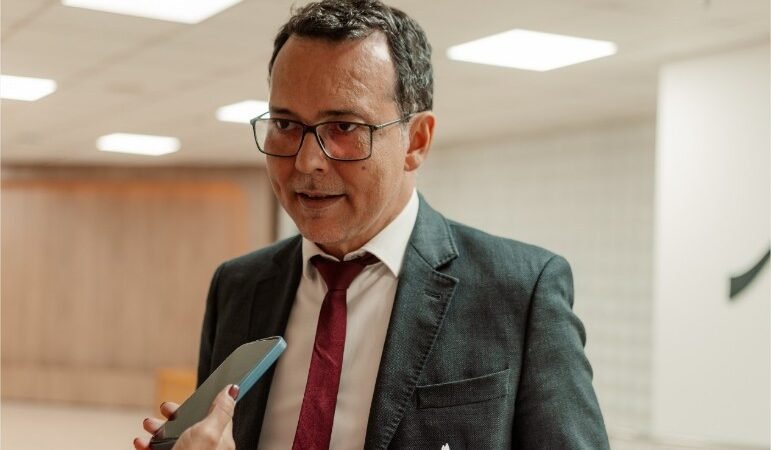 Reajuste aos servidores do TJ fortalece mobilização dos demais Poderes, comemora Lúdio