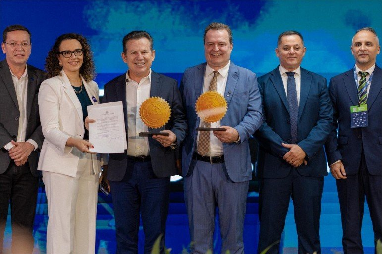 Max Russi lança selos “Mineral Social” e “Mineral Sustentável” e destaca avanços do setor durante a 3ª Expominério