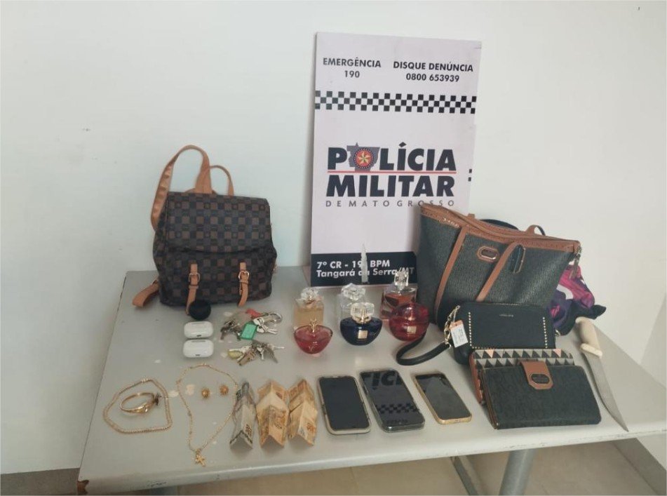 Três suspeitos são detidos pela Polícia Militar após roubo a residência em Tangará da Serra