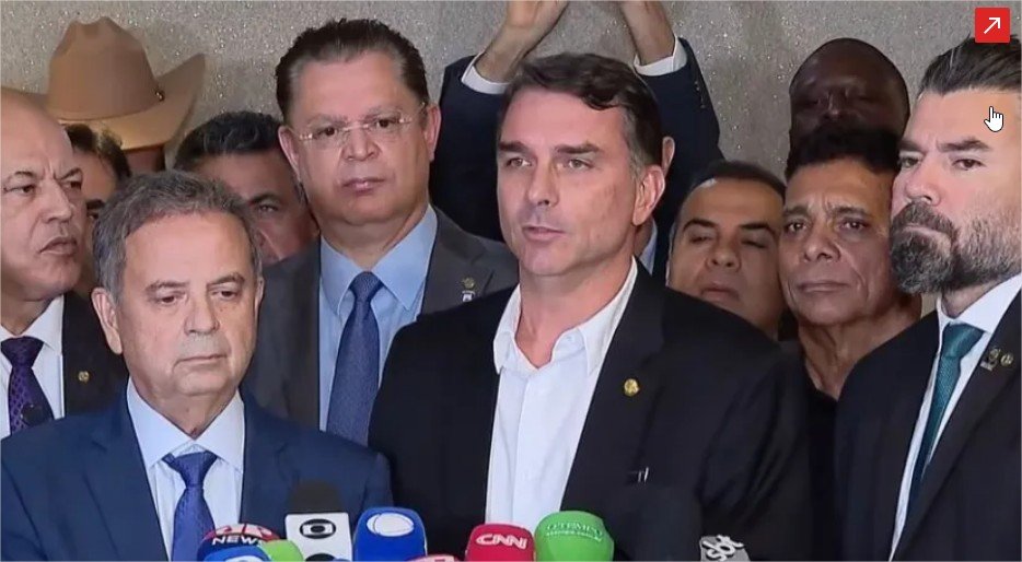 PL anuncia mobilização pela anistia após reunião sobre prisão de Bolsonaro