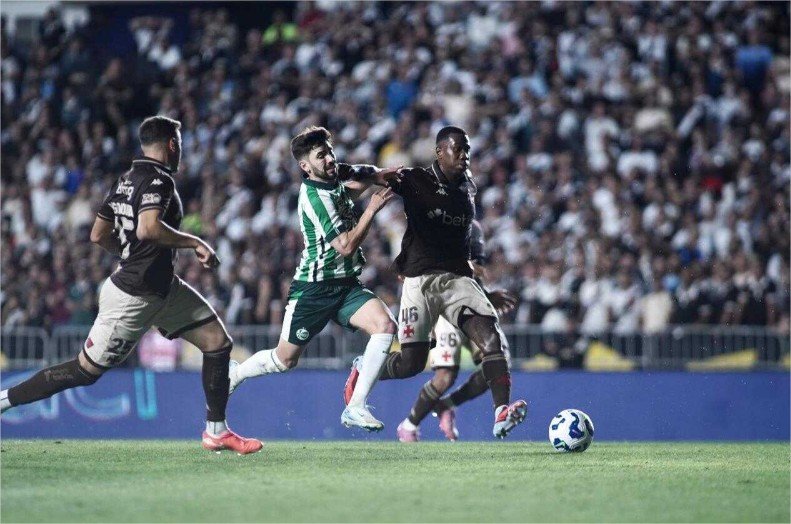 De virada, Vasco perde para o Juventude e deixa São Januário sob protestos