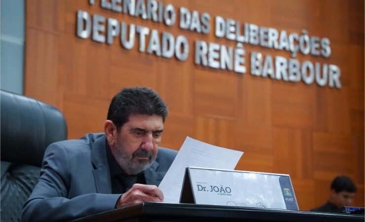 Lei de Dr. João garante apoio do Estado a famílias afetadas por desastres e calamidades públicas