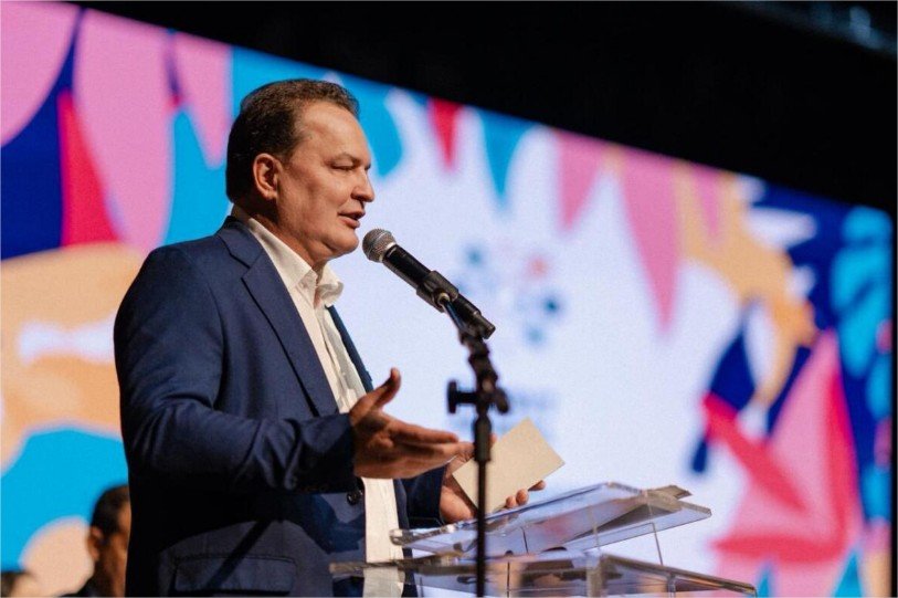 Leis e projetos do deputado Max ampliam inclusão de pessoas surdas em MT