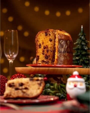 Shopping de Cuiabá presenteia clientes com exclusivo Panetone Lindt com gotas de chocolate