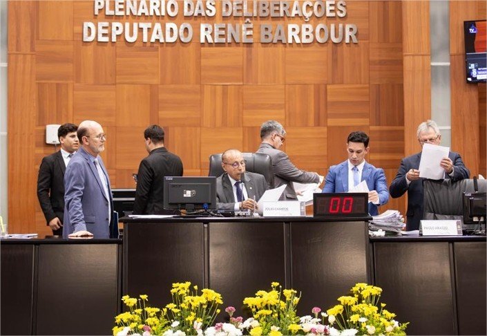 Deputados estaduais aprovam orçamento de 2026 em primeira votação