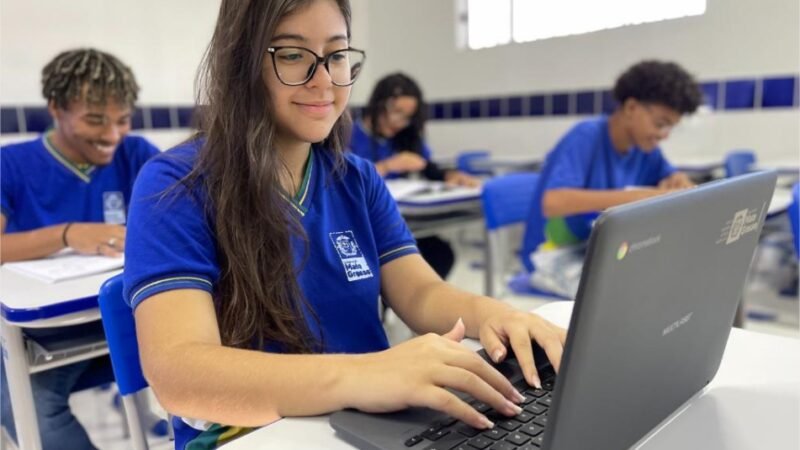 Governo de MT apresenta resultados de aprendizagem da rede estadual em 2025