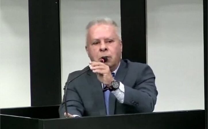 Chico 2000 reage a manobras jurídicas de Nicássio e relembra tentativa de homicídio