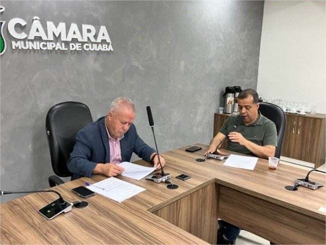 Câmara aprova projeto de combate ao racismo em ambientes esportivos e cobra construção de campo society