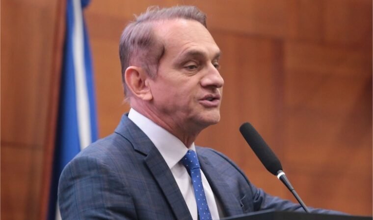 Wilson Santos critica manutenção de veto e reforça autonomia do judiciário