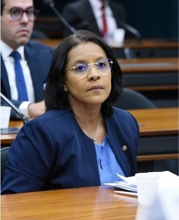 ‘Um país que precisa enterrar suas filhas por assassinato não pode dormir em paz’