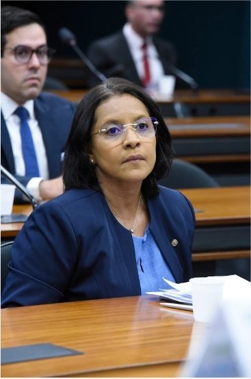 ‘Um país que precisa enterrar suas filhas por assassinato não pode dormir em paz’