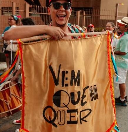 Quando o Centro Histórico vira festa: *O carnaval do Vem Quem Quer