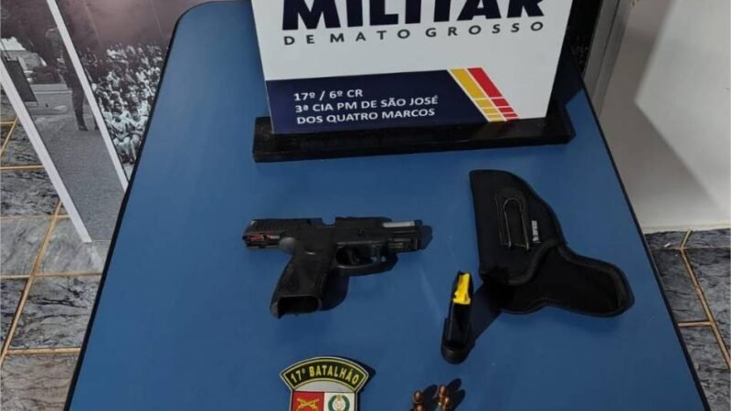 Polícia Militar prende dois homens e apreende duas pistolas em São José dos Quatro Marcos