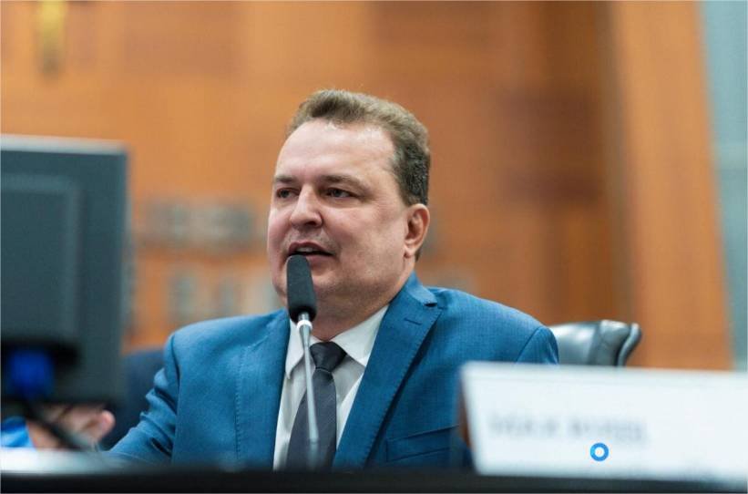 Lei de autoria de Max Russi reforça combate à violência sexual infantil