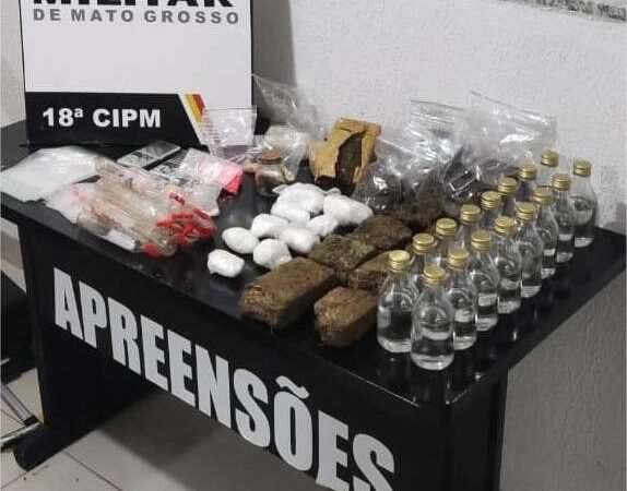 PM detém adolescente por tráfico de drogas e apreende entorpecentes em São José do Rio Claro