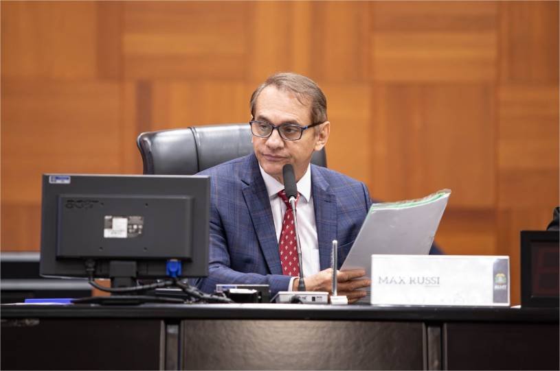 Wilson Santos questiona legalidade de contrato de R$ 10,6 milhões para gestão do Museu de Arte de MT