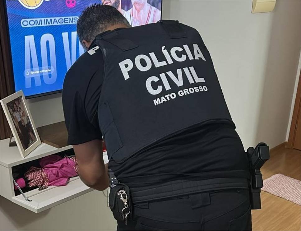 Polícia Civil cumpre 43 ordens judiciais para apurar inserção de dados falsos em sistemas do município