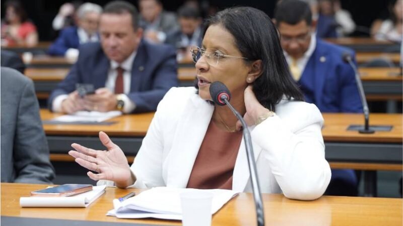 Gisela é reconduzida à CCJ e consolida protagonismo no núcleo mais estratégico da Câmara