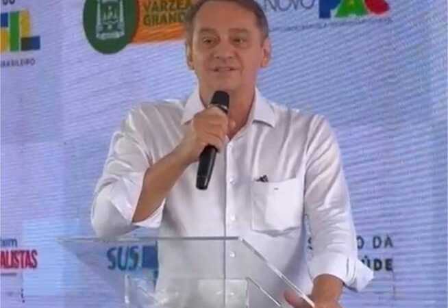 Wilson Santos prestigia lançamento de obra que amplia leitos da maternidade de Várzea Grande