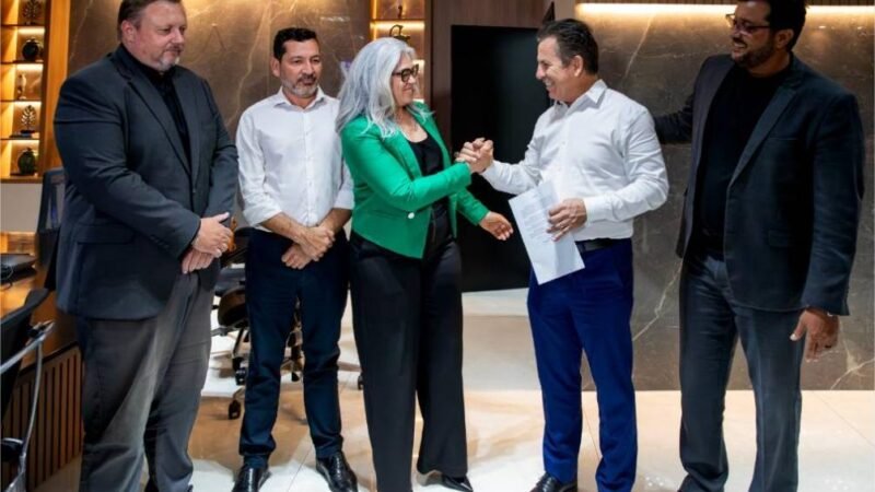 Governador autoriza concurso com 80 vagas para professor na Unemat