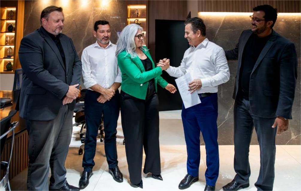 Governador autoriza concurso com 80 vagas para professor na Unemat