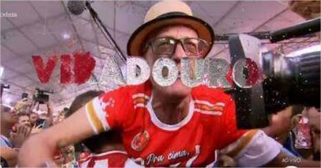 Viradouro é campeã com exaltação ao Mestre Ciça