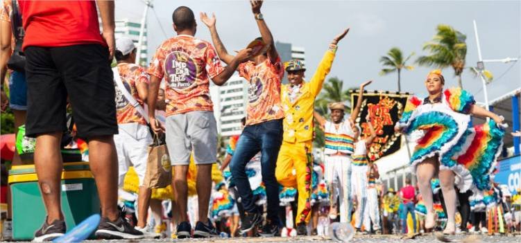 Mato Grosso registra 1.300 casos de HIV e Aids em um ano; Estado faz alerta no Carnaval