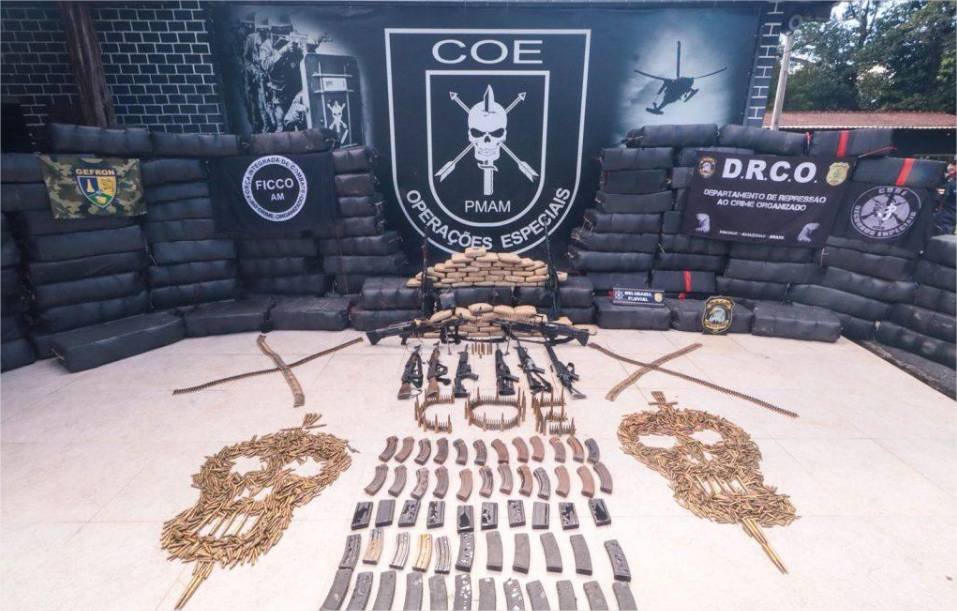 Gefron participa de apreensão de 4,3 toneladas de drogas e arsenal de guerra no Amazonas