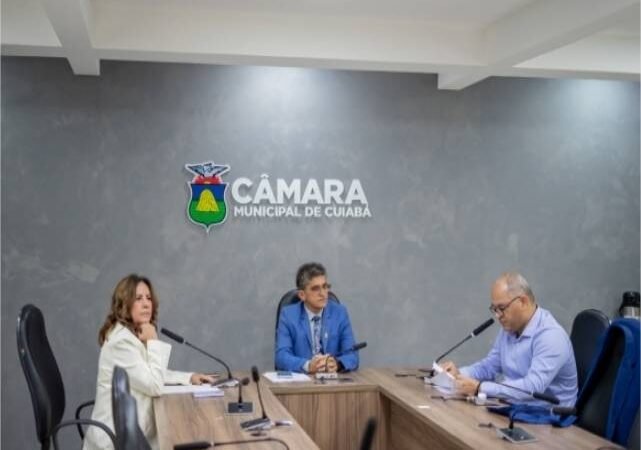 Legislativo aprova projetos que reconhecem artistas culturais de Cuiabá