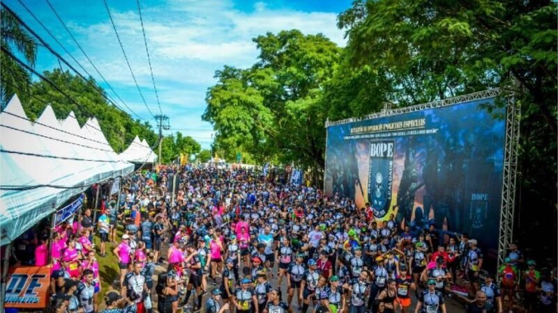 Polícia Militar entrega kits da 10ª edição da Corrida do Bope