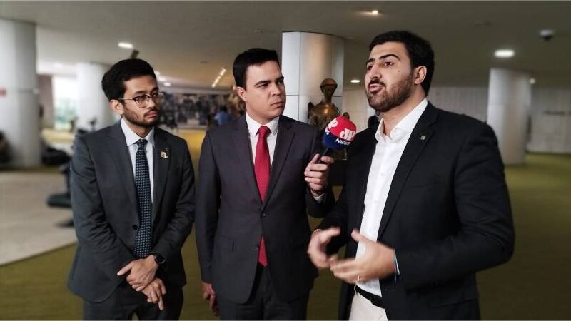 Emanuelzinho defende PEC do fim da escala 6×1 e rebate críticas de Kim Kataguiri; veja vídeo