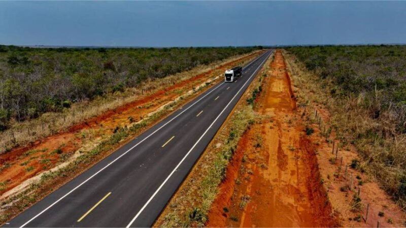 Governo vai asfaltar rodovia em Campo Novo e recuperar ruas de Diamantino