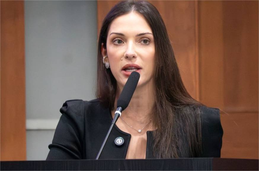 “Tendência é MDB caminhar com Flávio Bolsonaro”, diz Janaina