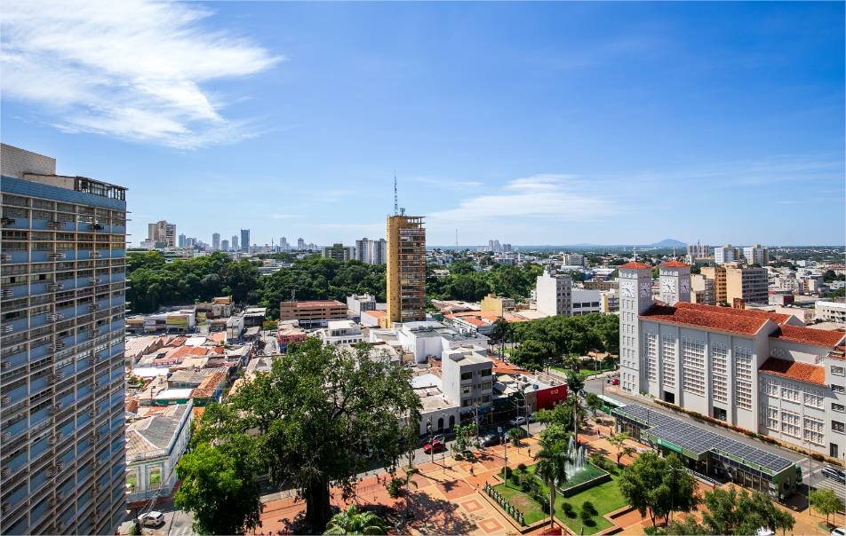 Câmara aprova auxílio inédito no país que garante renda integral a servidoras na licença-maternidade